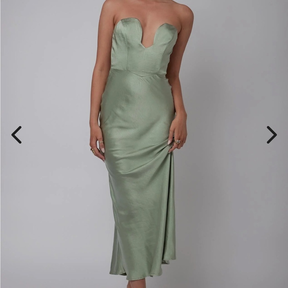 NWT Selfie Leslie Satin Dress